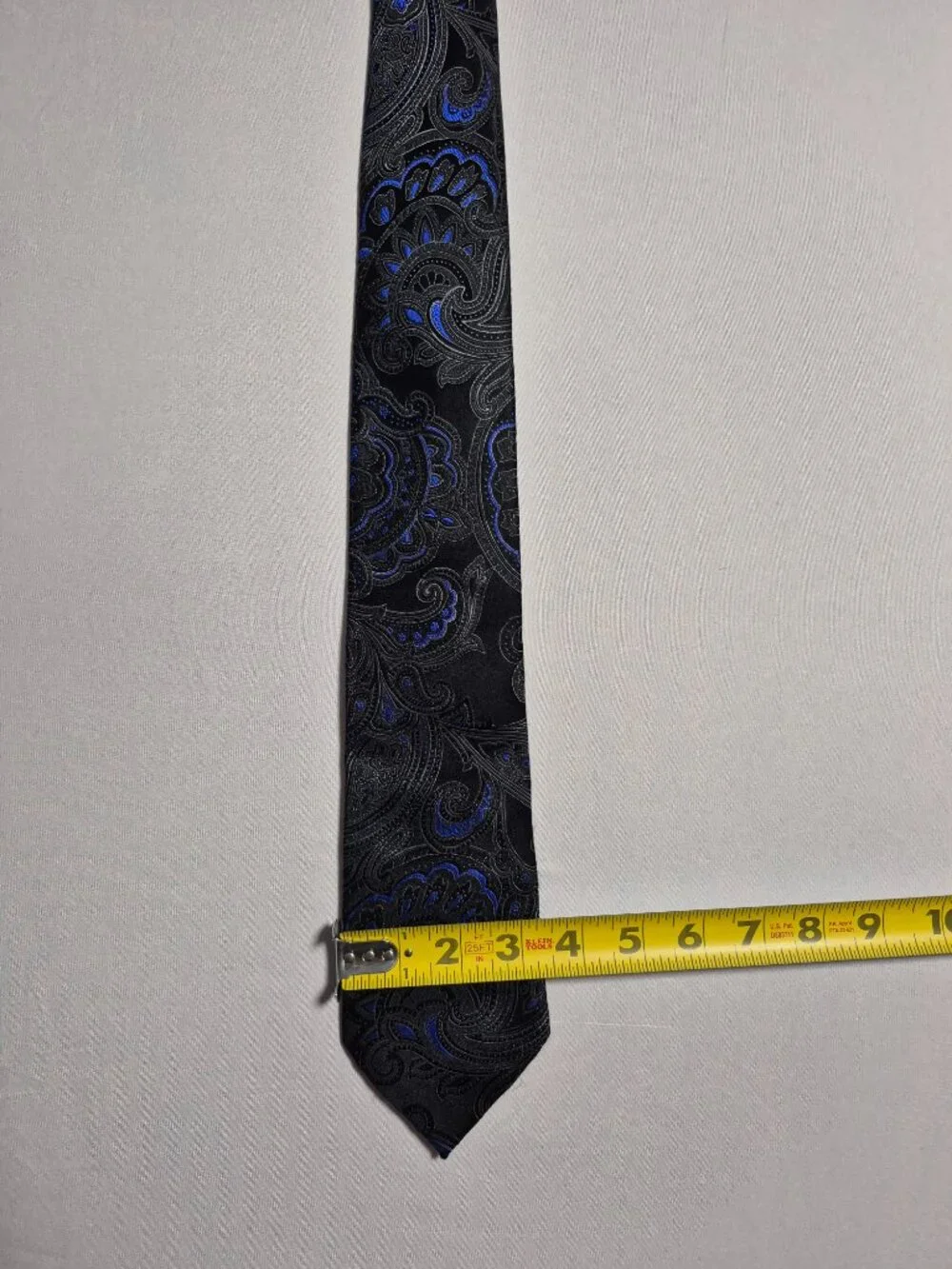 Donald J Trump Signature Collection Silk Tie Men Black Blue Paisley Gold Bar